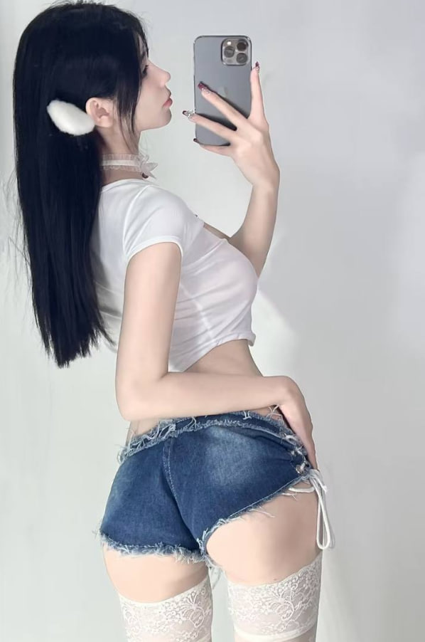 莫德里奇最新动态：球场内外精彩瞬间
